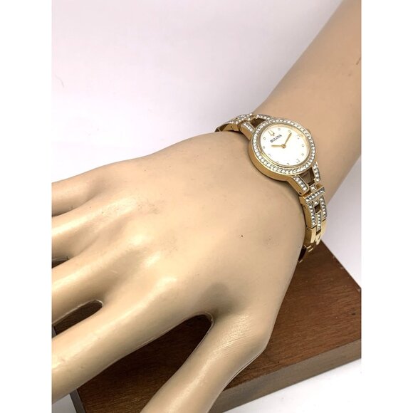 Bulova Women's Watch 98L325 Mother of Pearl Dial Gemmed Gold Steel 25mm - Picture 5 of 14